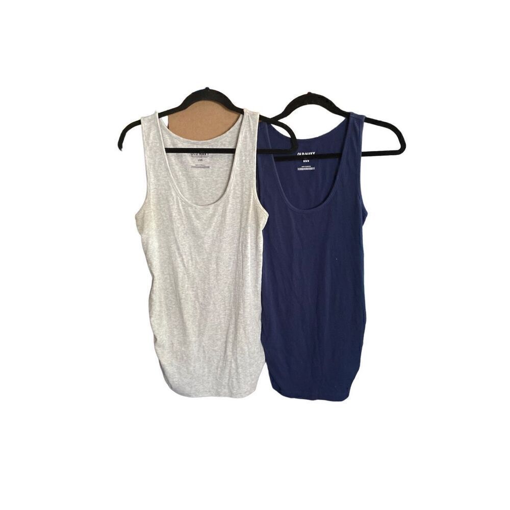 Old Navy women’s lot of two maternity tank tops, size medium/large